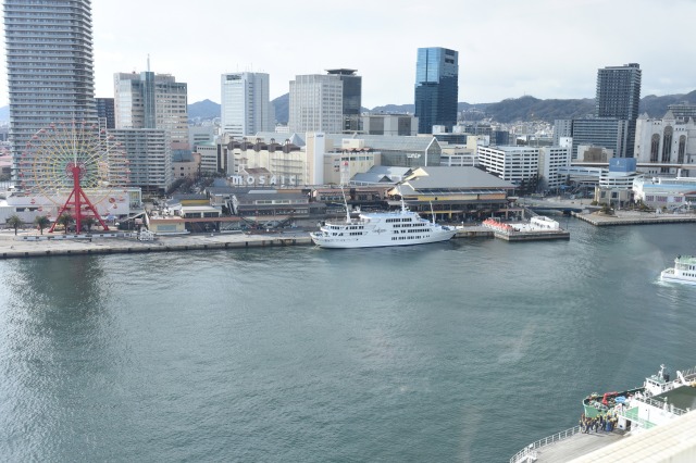 神戸の港町　海を見渡せる開放的な空間で迎える結婚式